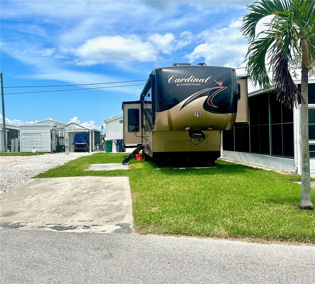 Photo of 29 MONTEGO DRIVE, PALMETTO, FL 34221 (MLS # A4578100)