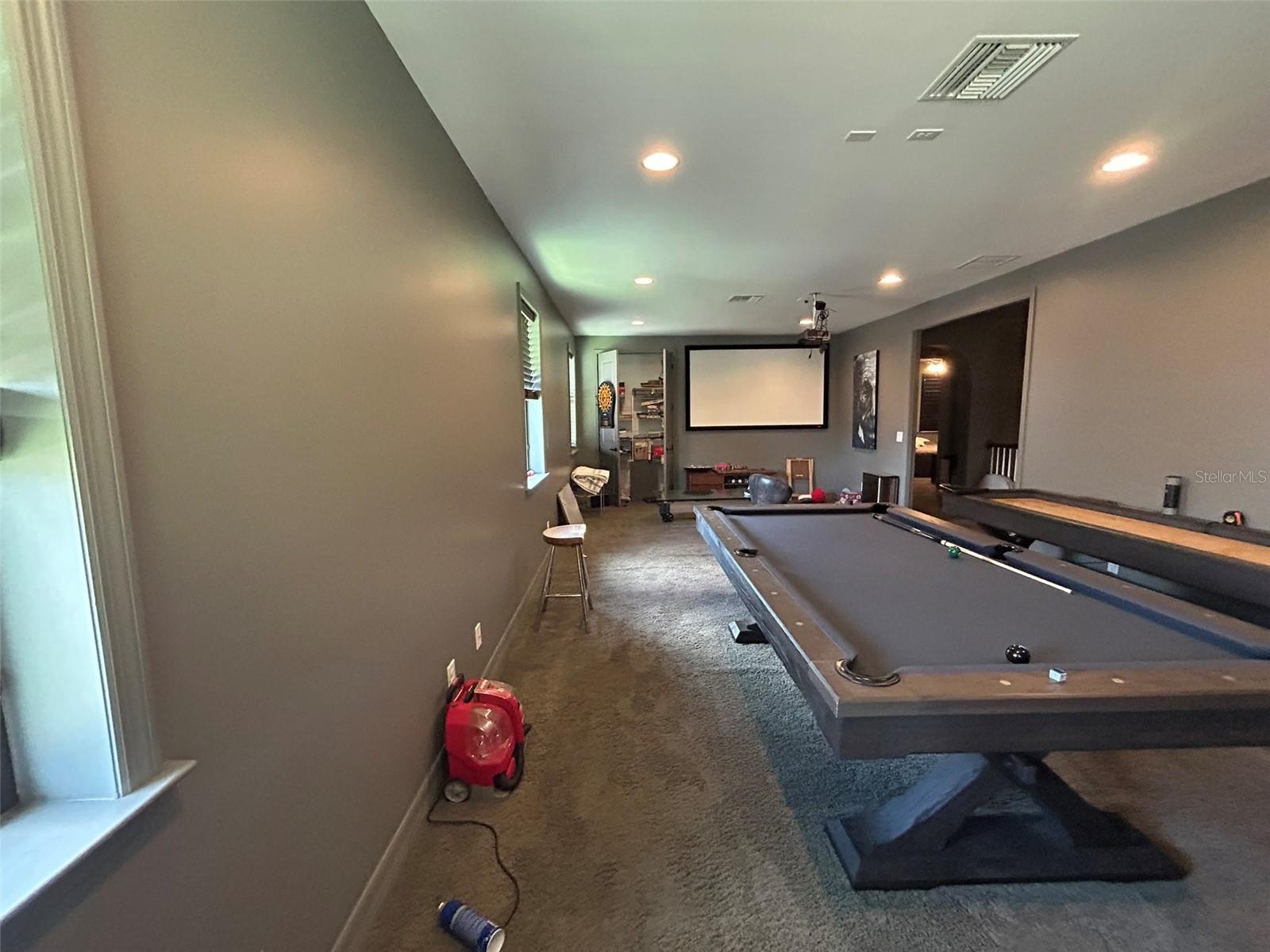 RETREAT AT CARROLLWOOD - Residential