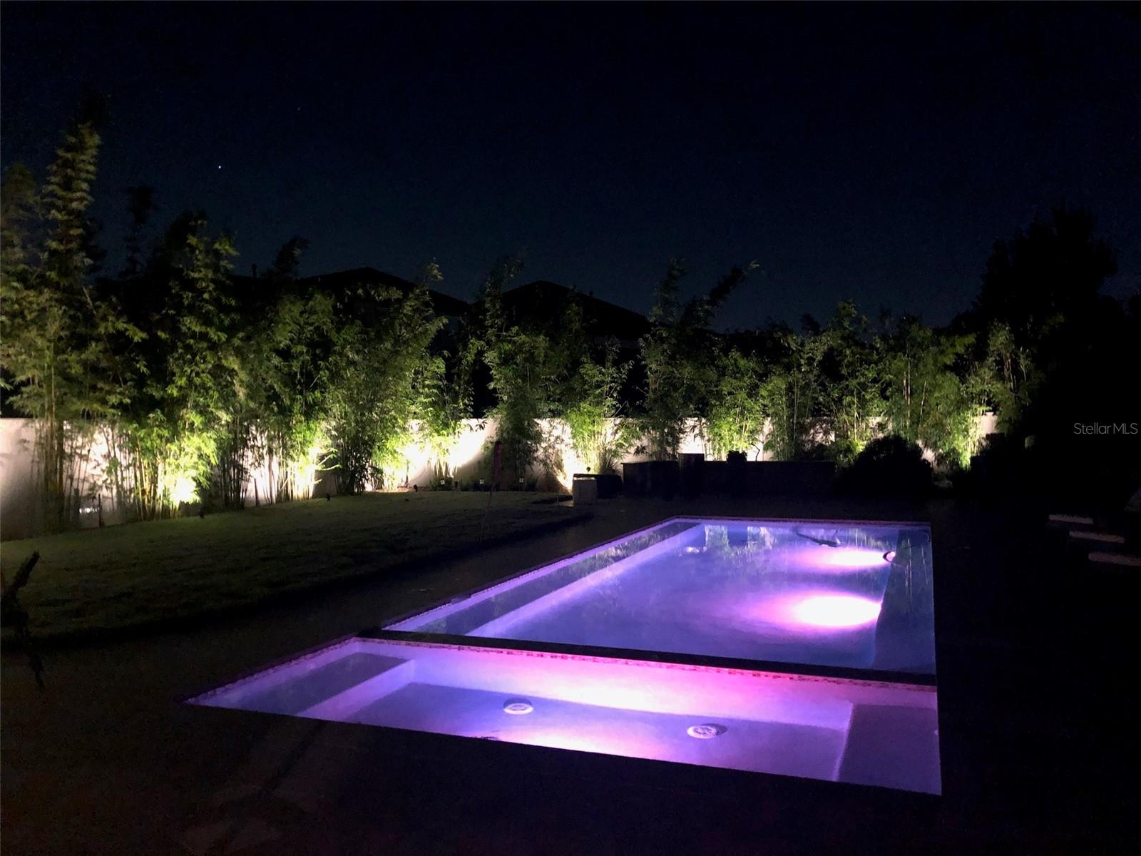 RETREAT AT CARROLLWOOD - Residential