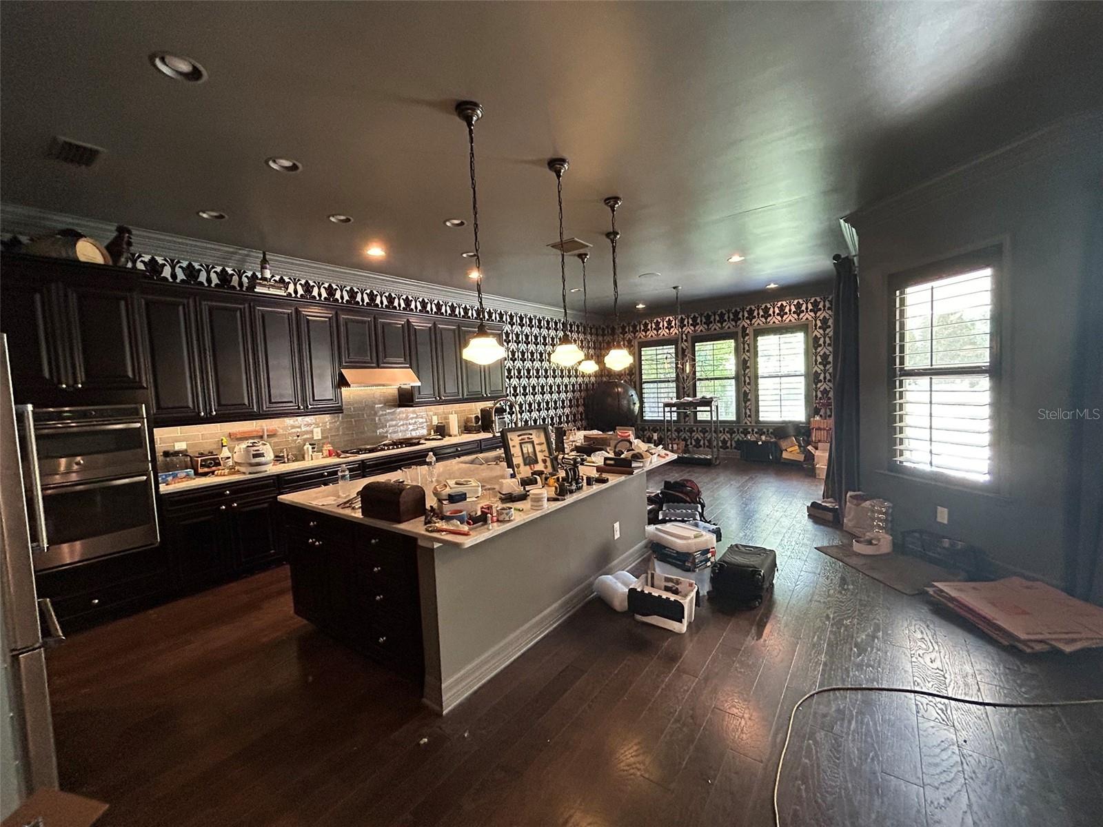 RETREAT AT CARROLLWOOD - Residential