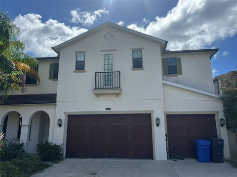 Photo of 14320 Avon Farms Drive, Tampa, FL 33618 (MLS # A4668725)
