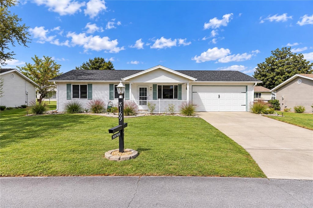 Photo of 8169 SW 108th Lane Road, Ocala, FL 34481 (MLS # OM734071)