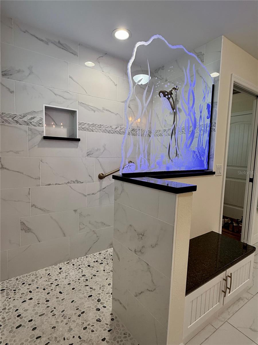 SUN N LAKE - Residential