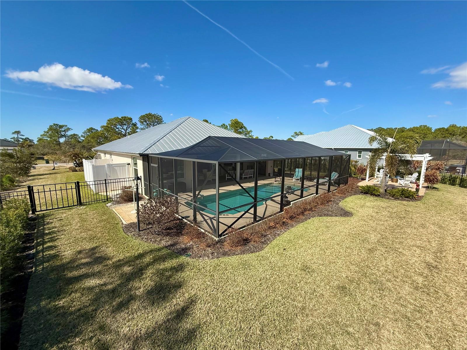 SUN N LAKE - Residential