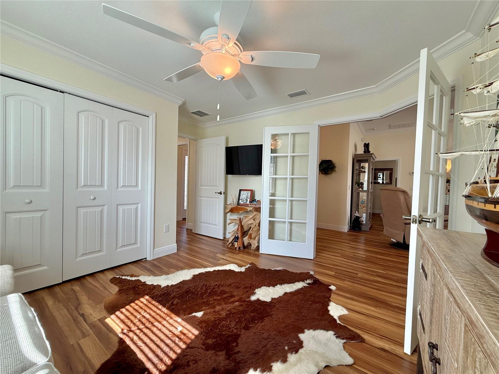 SUN N LAKE - Residential