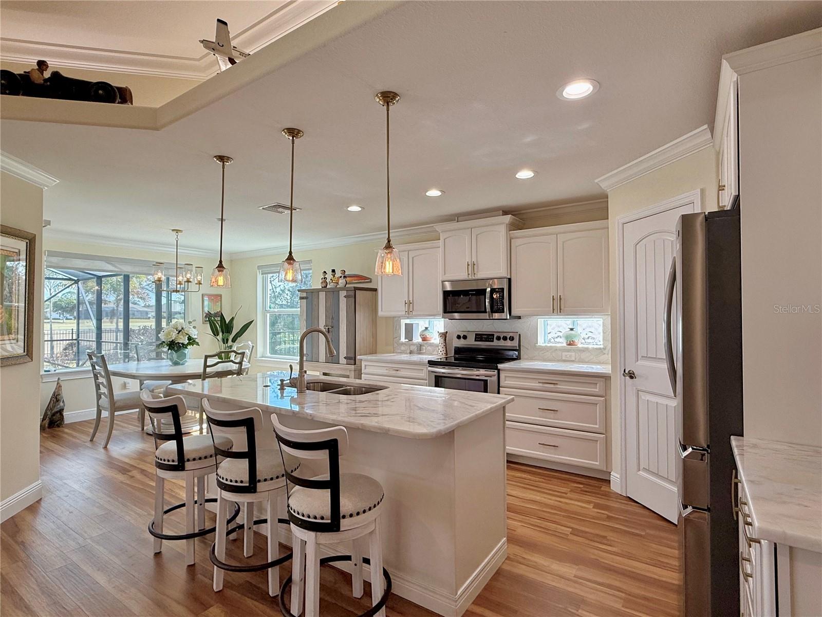 SUN N LAKE - Residential