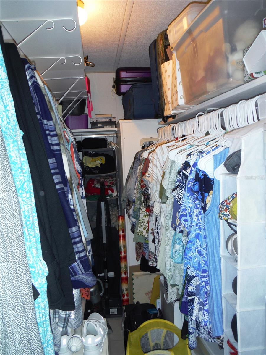 BRIAR CREEK MOBILE HOME COMMUNITY I CONDO - Residential