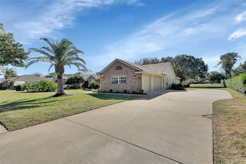 A home in DEBARY