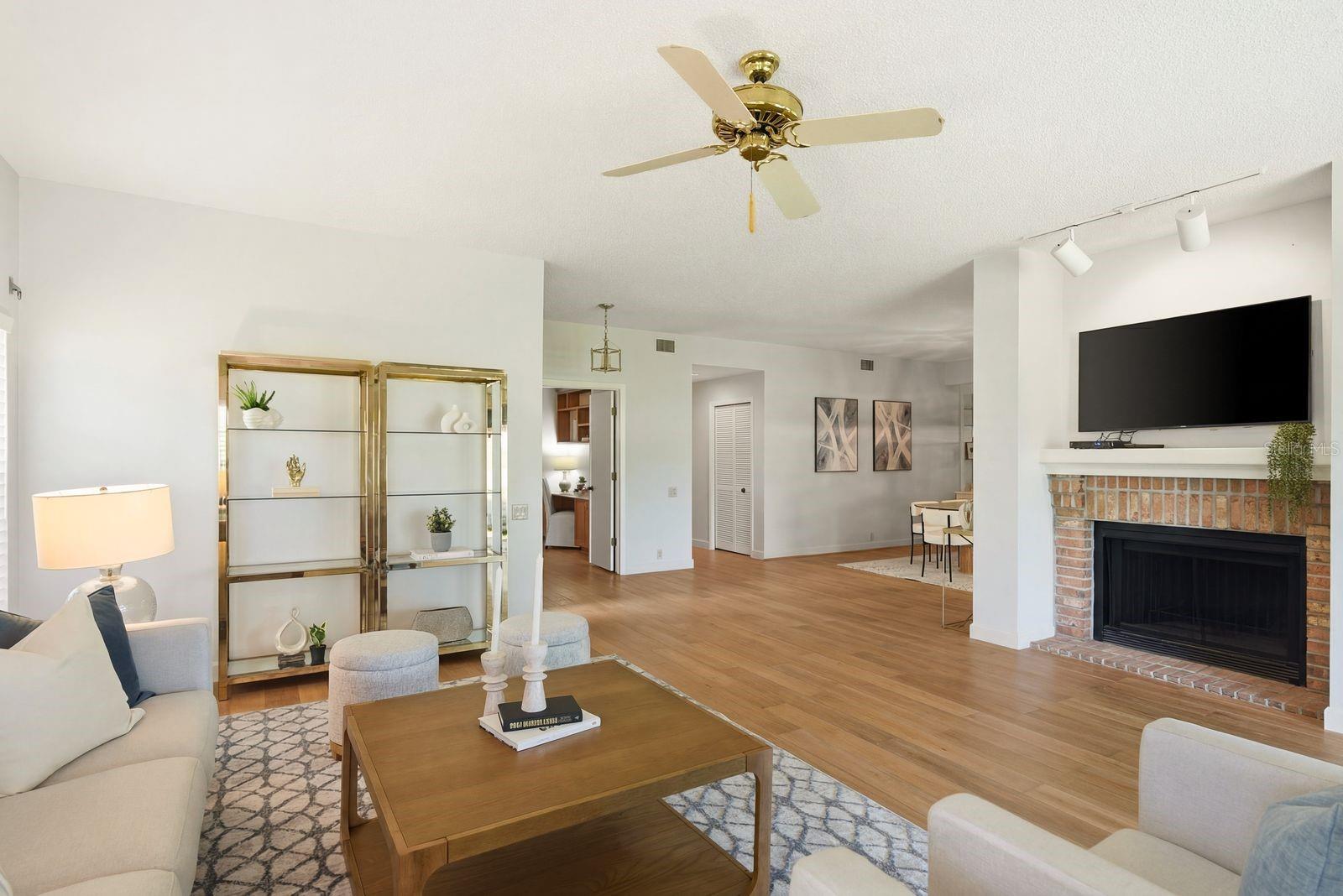 PELICAN PLACE NORTH - Residential