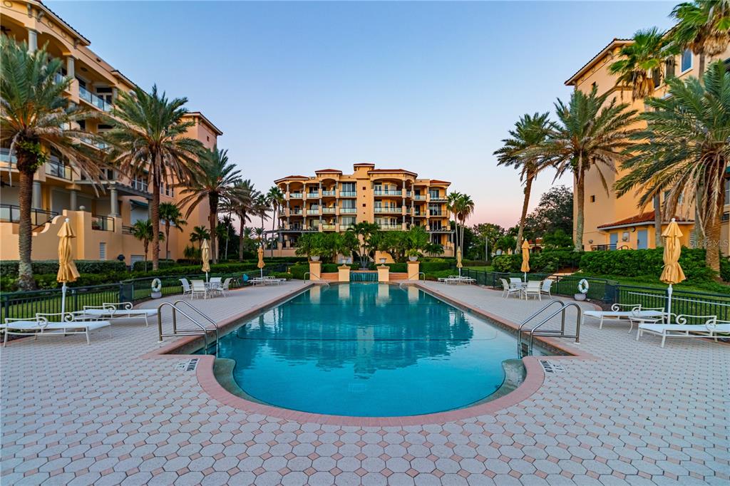 VIZCAYA AT LONGBOAT KEY PH 01 - Residential