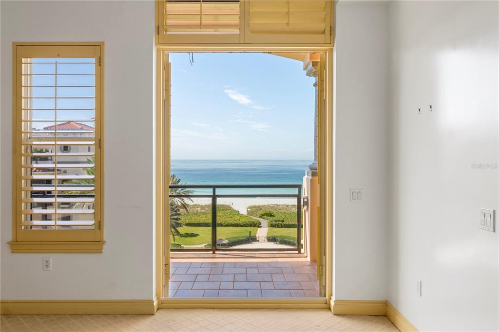 VIZCAYA AT LONGBOAT KEY PH 01 - Residential