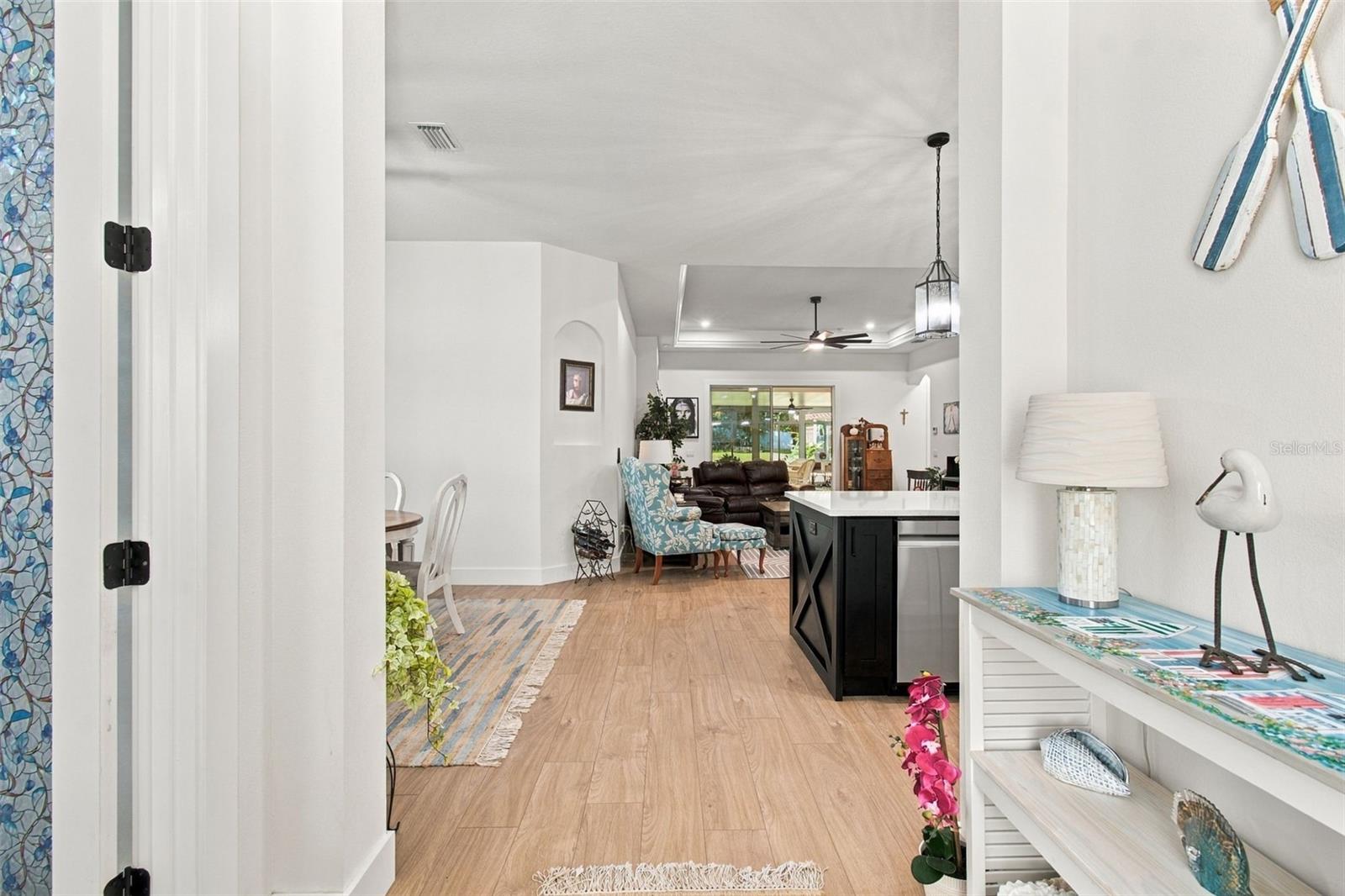 9909 PINE LEAF LANE