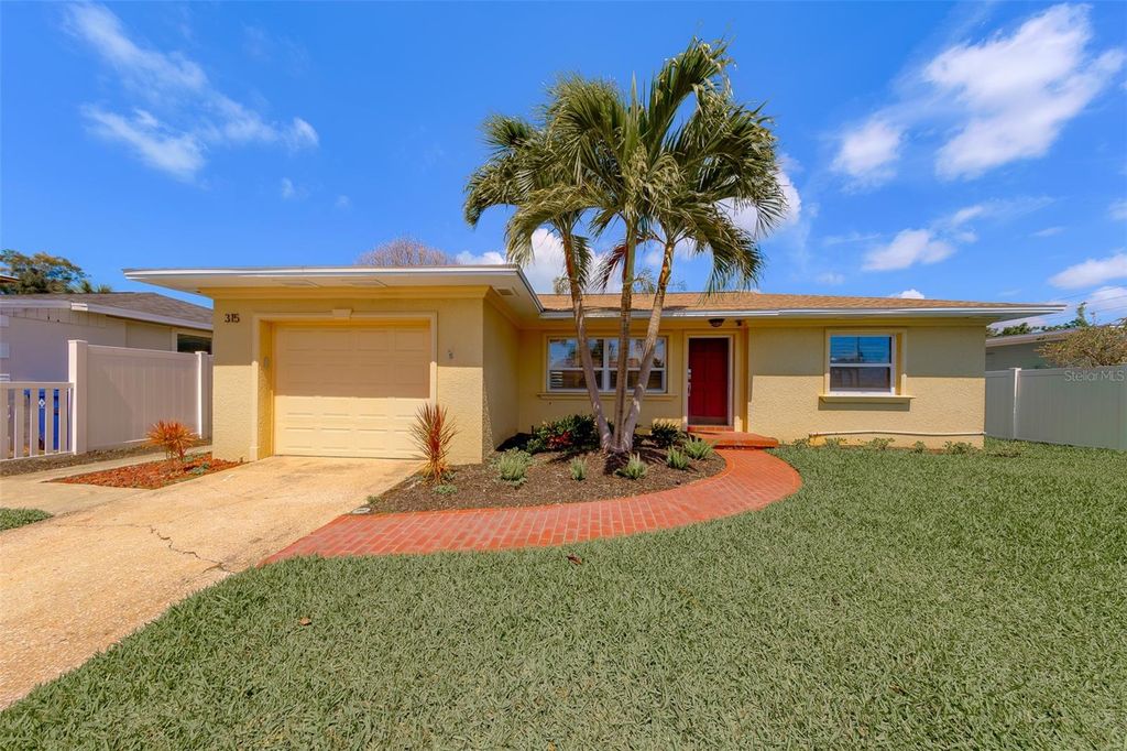 Photo of 315 82nd Avenue, St Pete Beach, FL 33706 (MLS # TB8493336)