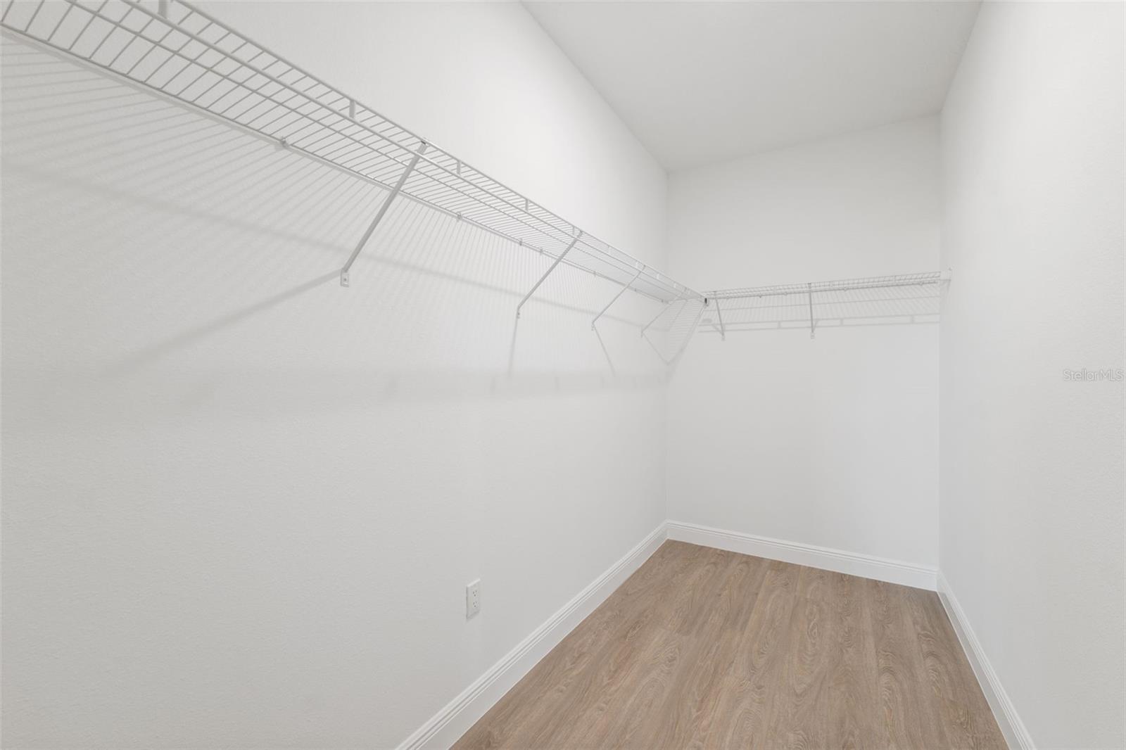 MARION OAKS UN 7 - Residential