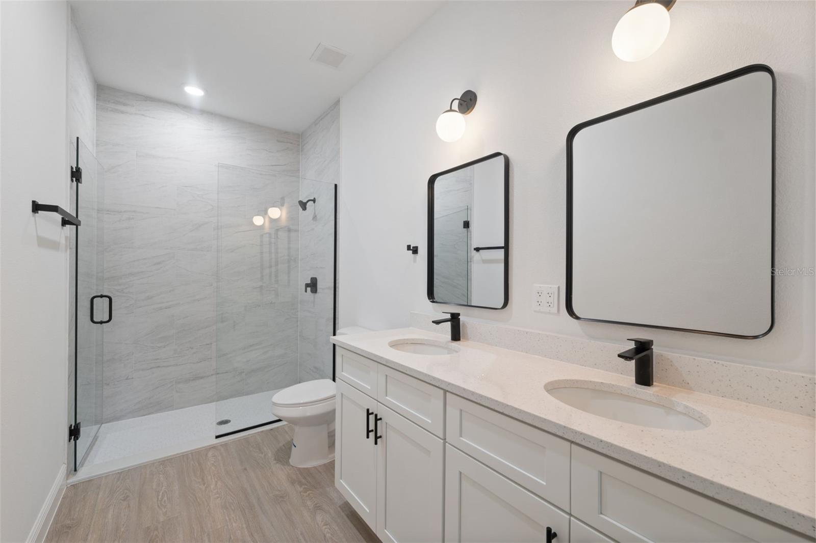 MARION OAKS UN 7 - Residential