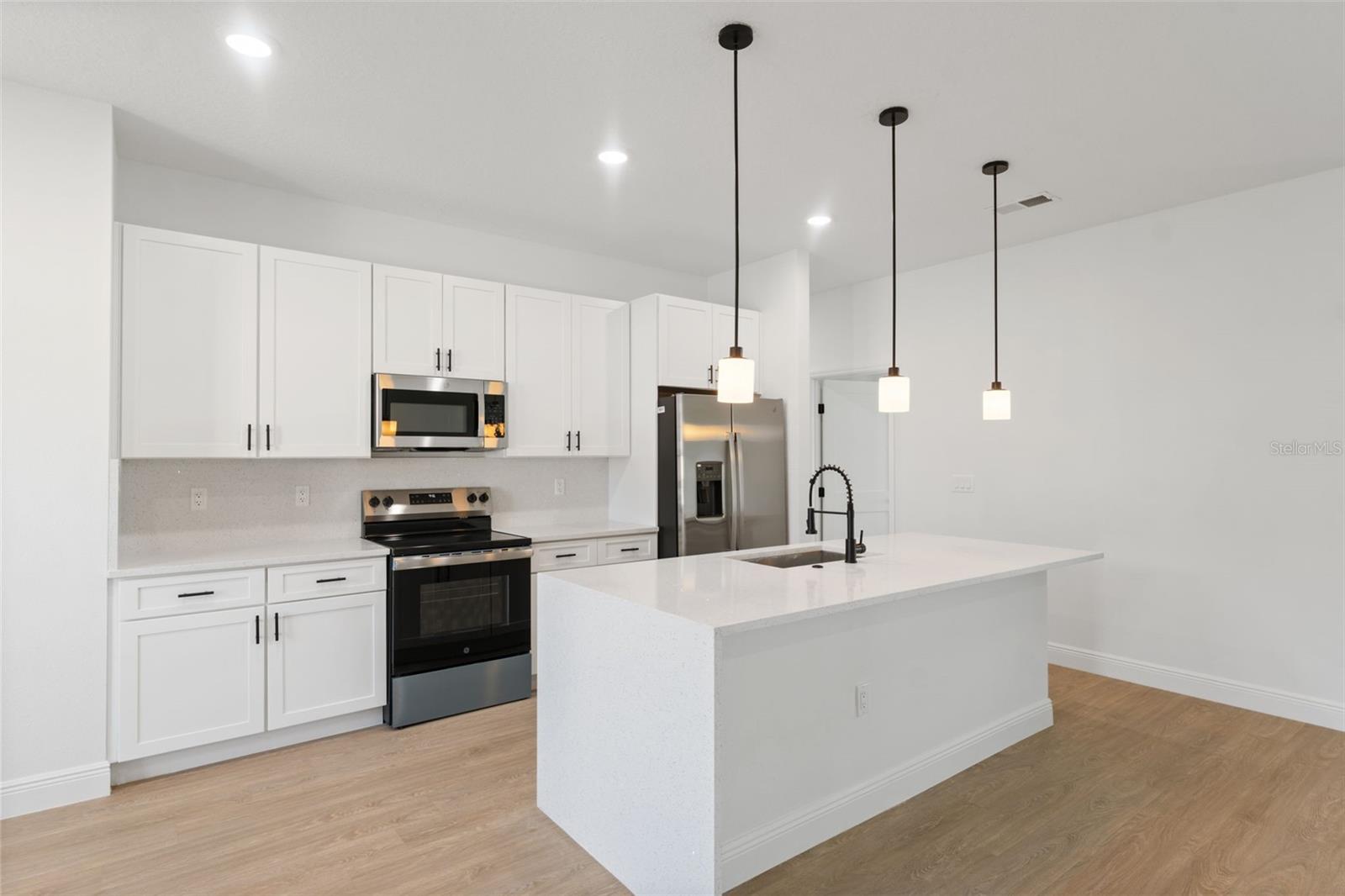 MARION OAKS UN 7 - Residential