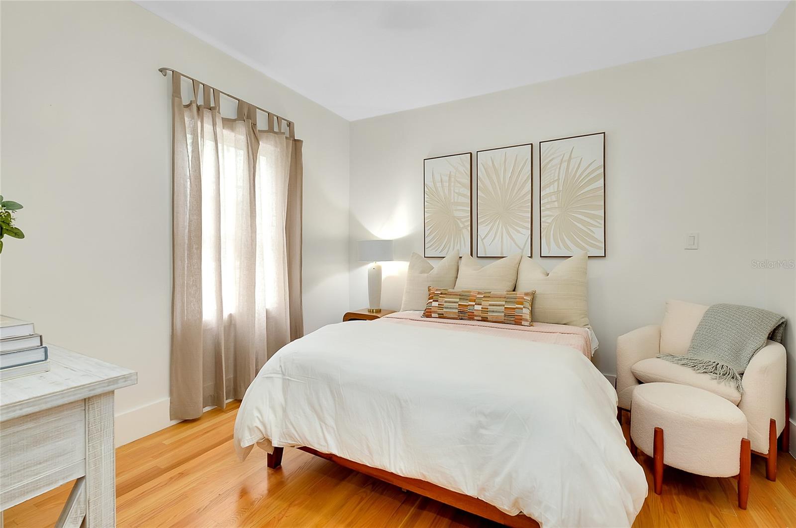 BURNS COURT - Residential