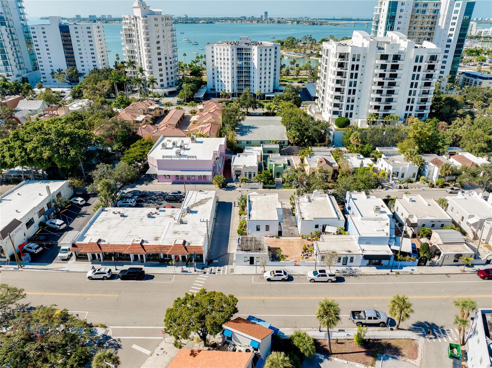 BURNS COURT - Residential