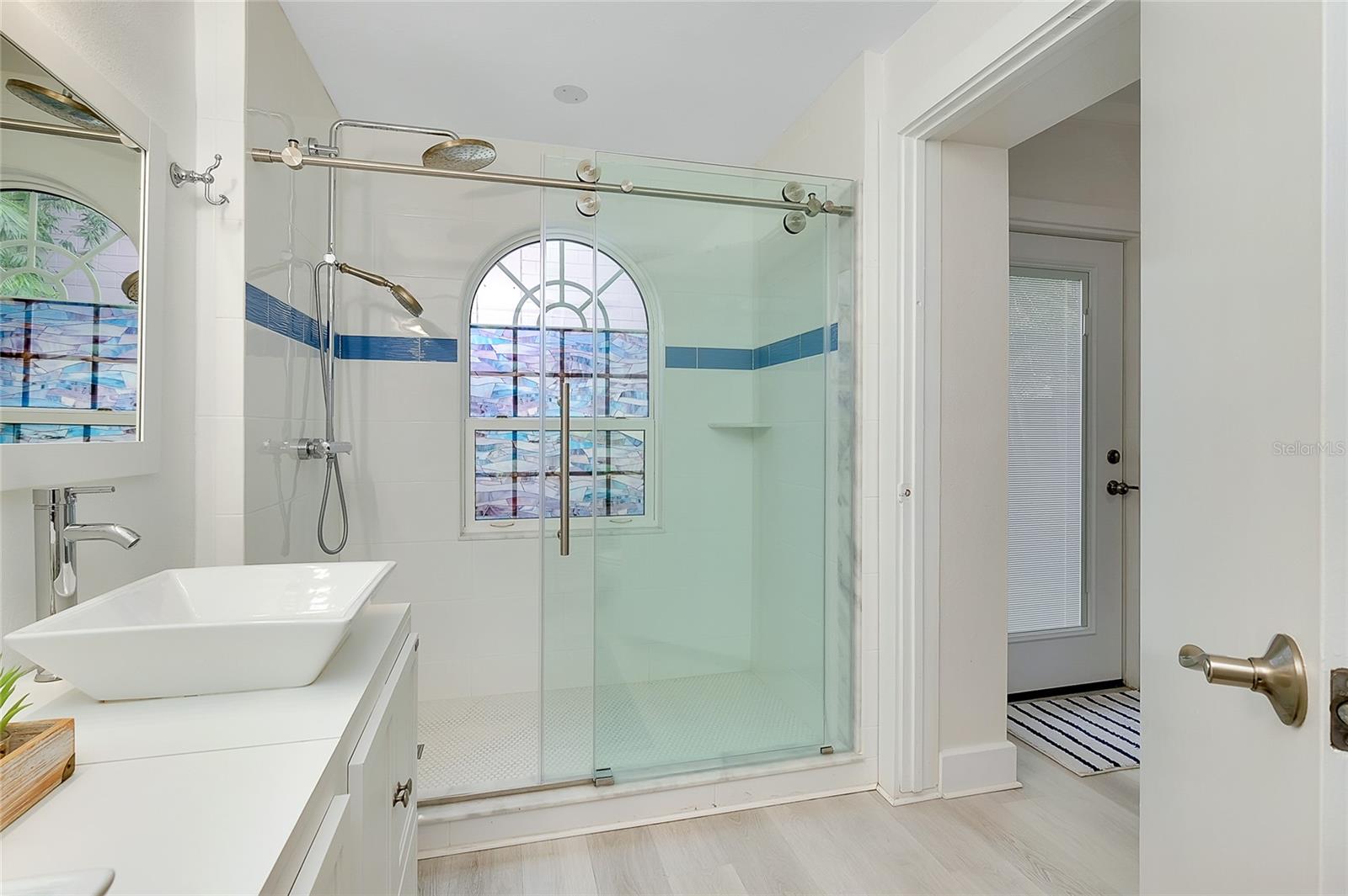 BURNS COURT - Residential