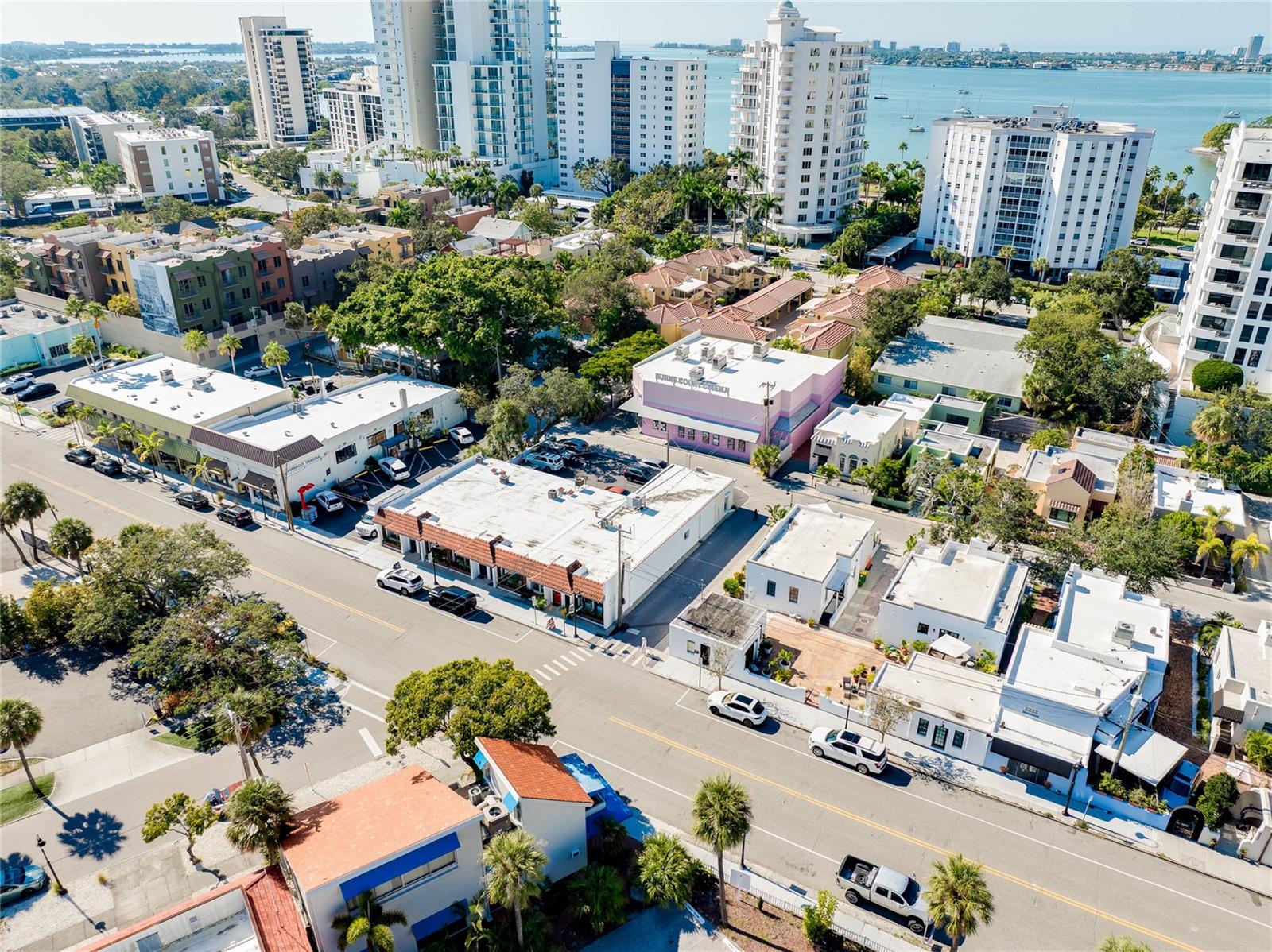 BURNS COURT - Residential