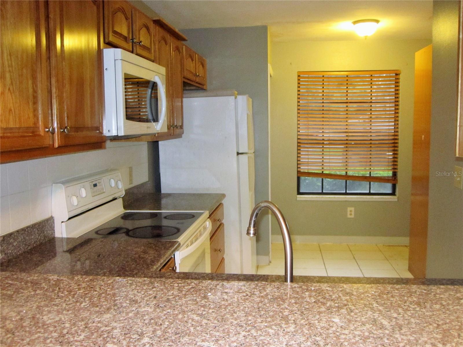 FAIRCREST I CONDO - Residential Lease