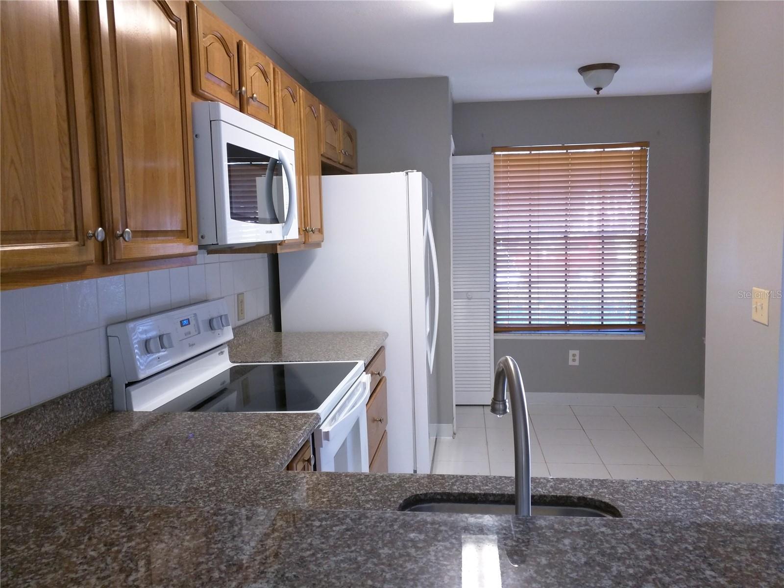 FAIRCREST I CONDO - Residential Lease