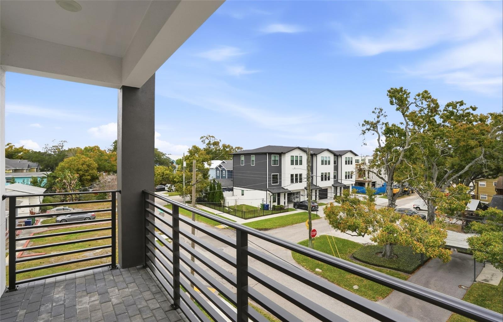 THE HARPER AND THE SAMSON - Residential