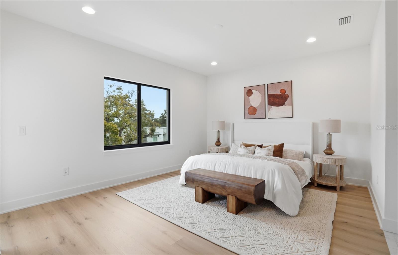 THE HARPER AND THE SAMSON - Residential