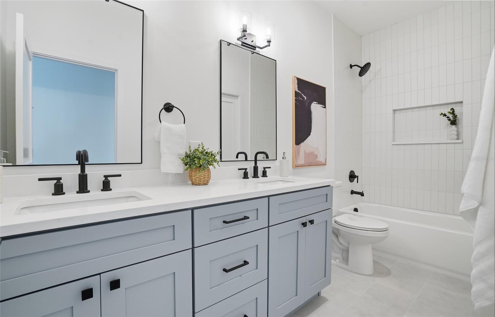 THE HARPER AND THE SAMSON - Residential