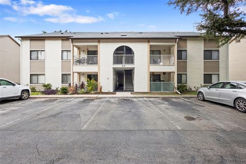 Photo of 3302 Oak Trail Run, Port Orange, FL 32127 (MLS # O6381607)