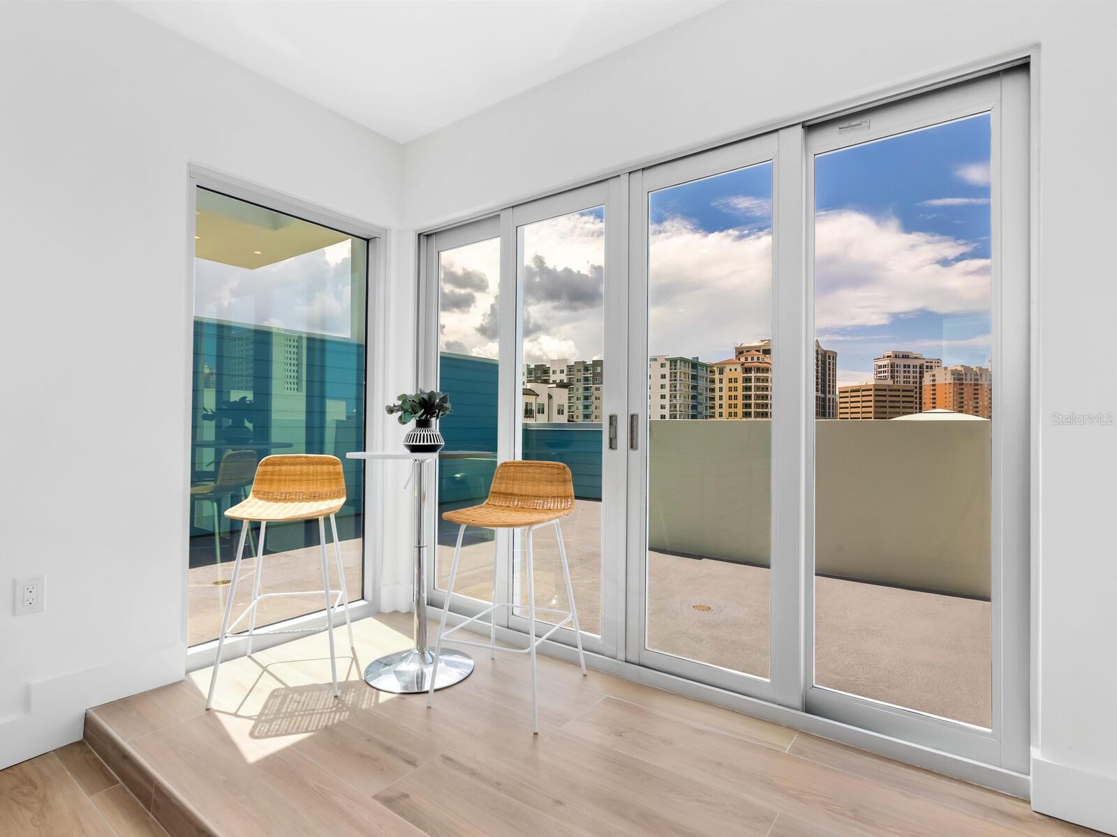 VISTA URBANA - Residential