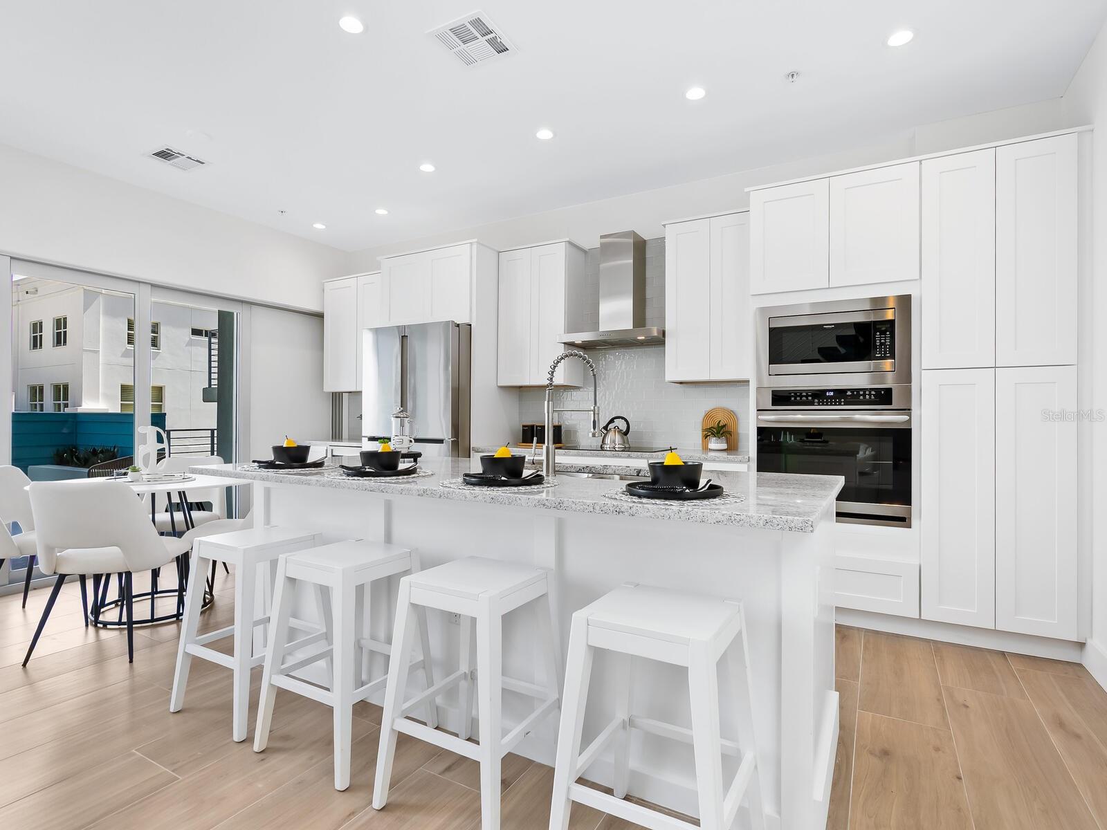 VISTA URBANA - Residential