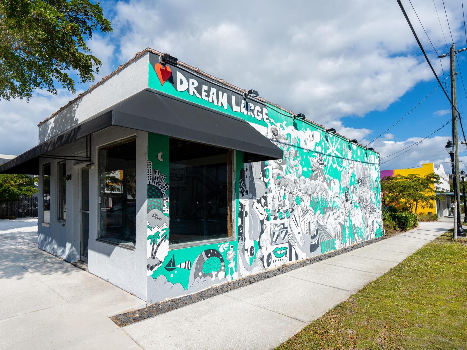 VISTA URBANA - Residential