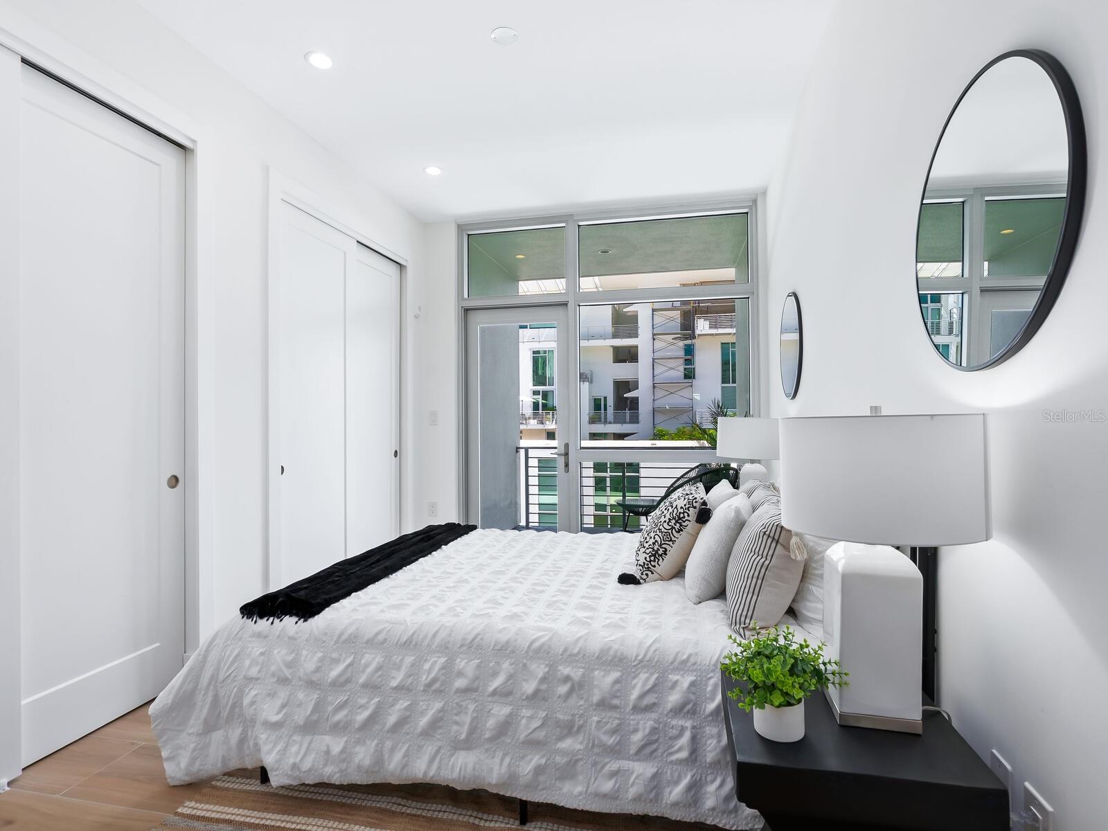 VISTA URBANA - Residential