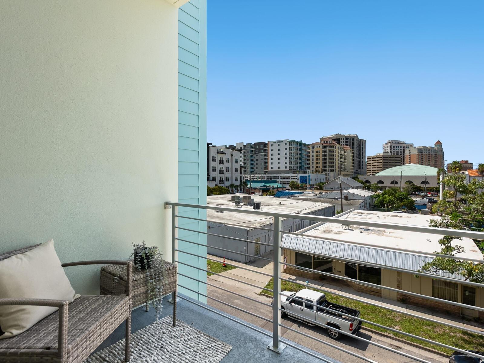 VISTA URBANA - Residential