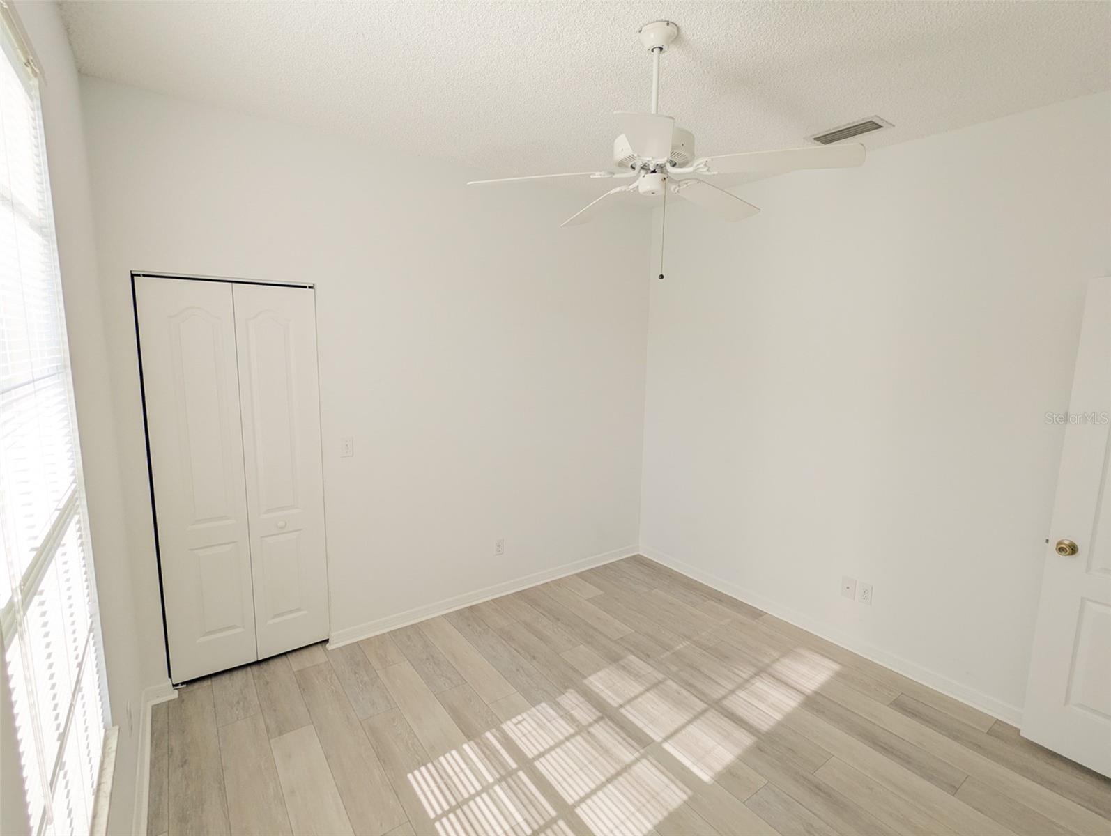 SUN KETCH TWNHMS AT CYPRESS LAKES - Residential