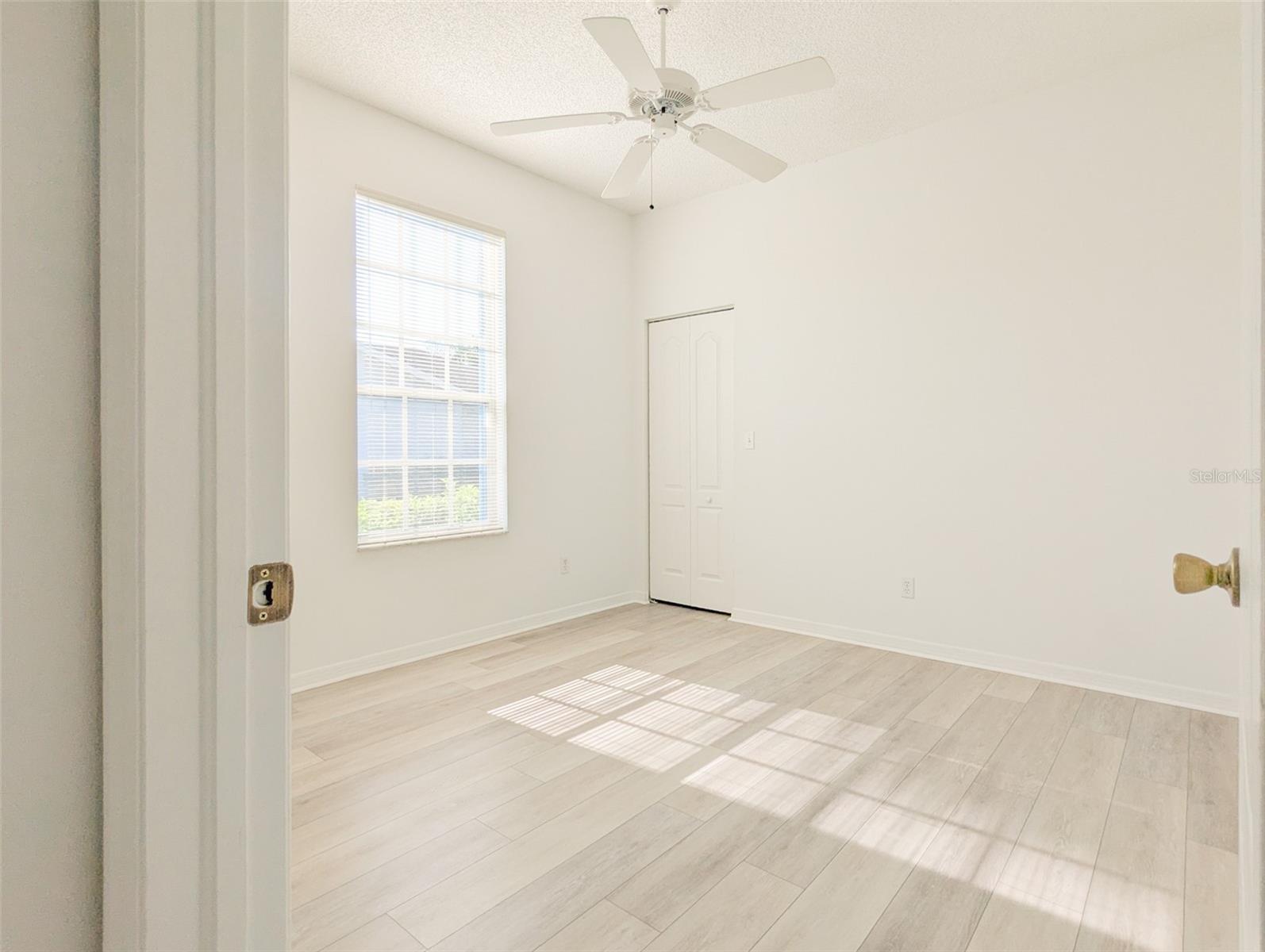 SUN KETCH TWNHMS AT CYPRESS LAKES - Residential