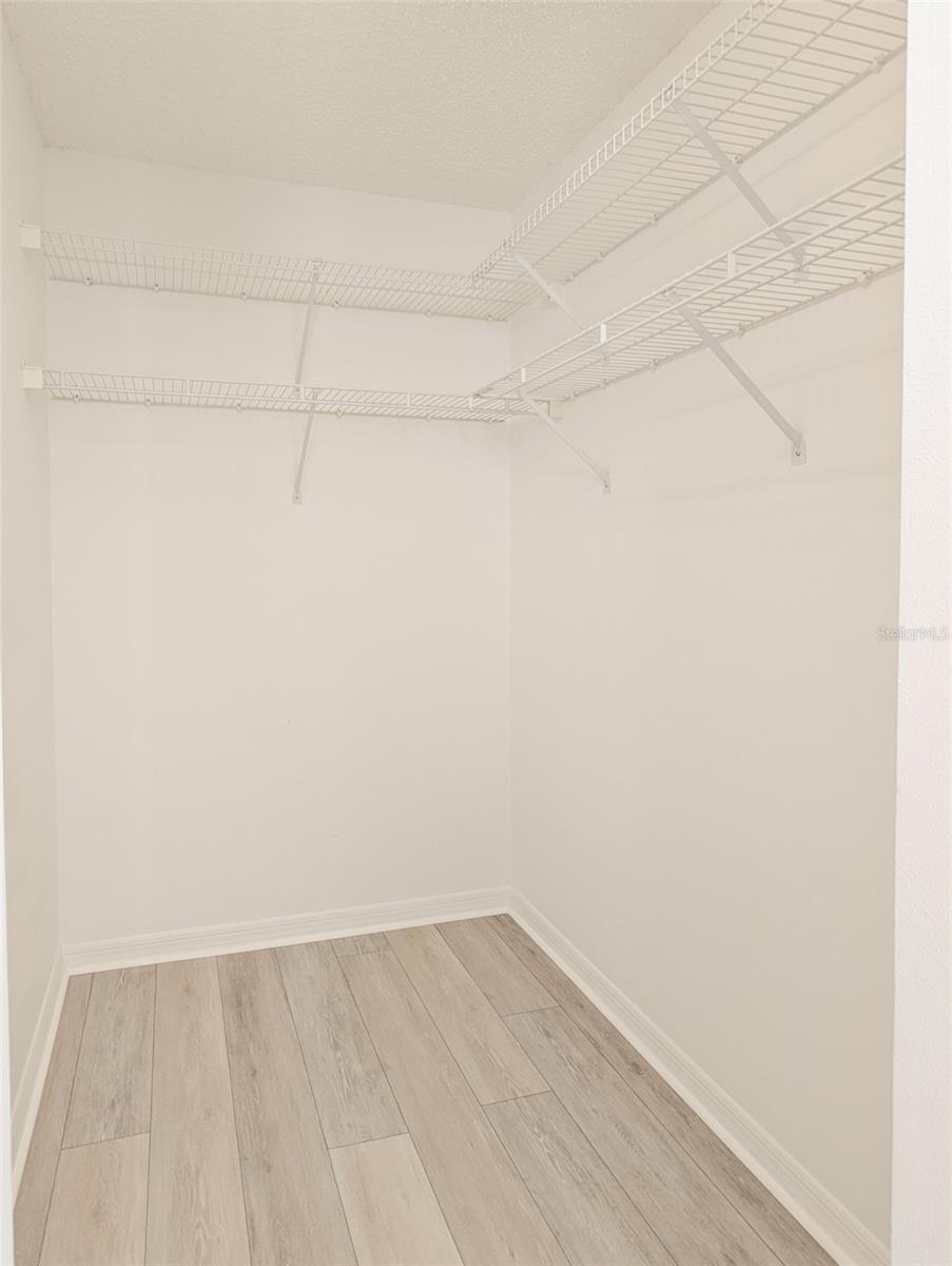 SUN KETCH TWNHMS AT CYPRESS LAKES - Residential