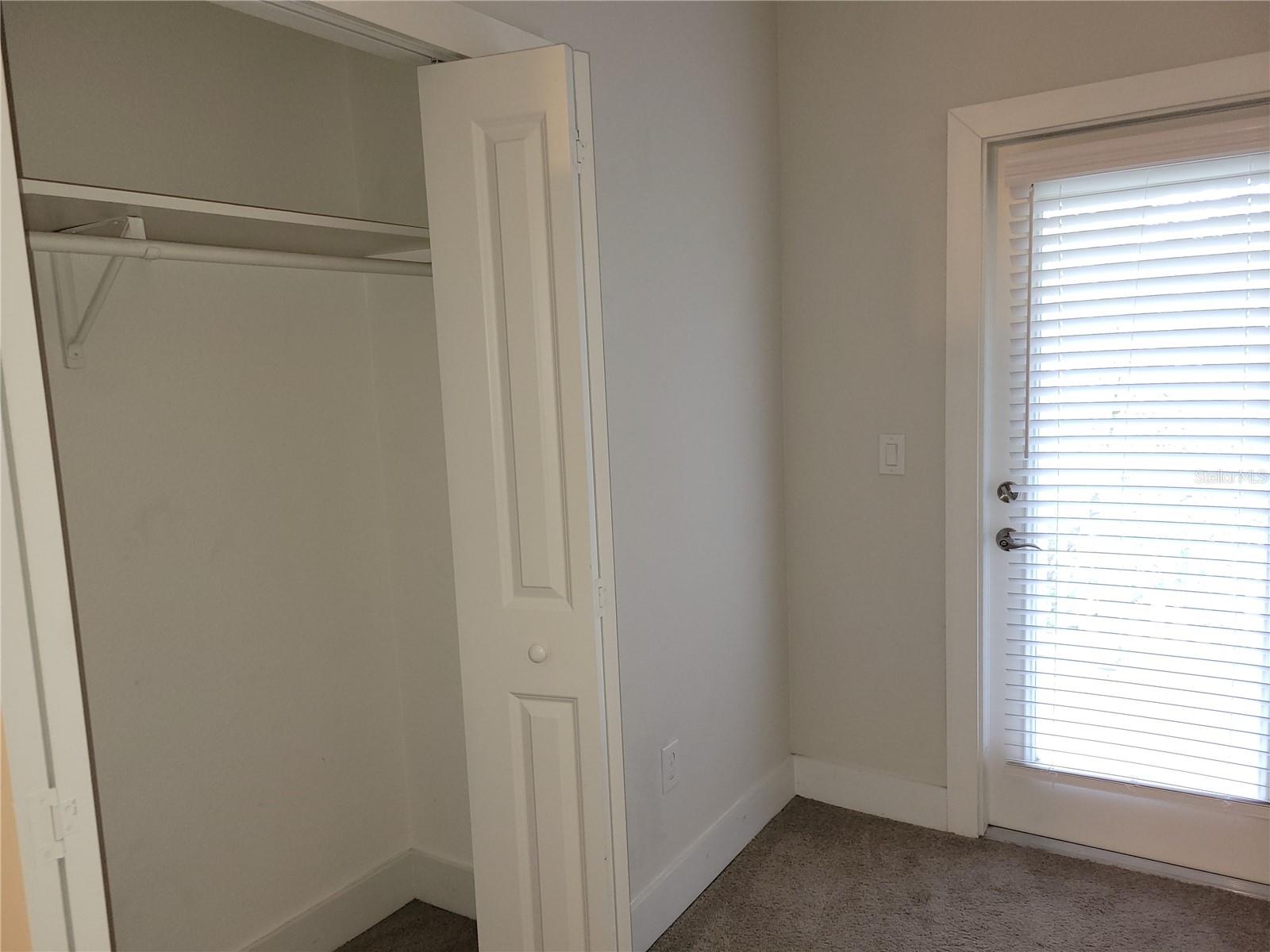 DIRTE - Residential Lease