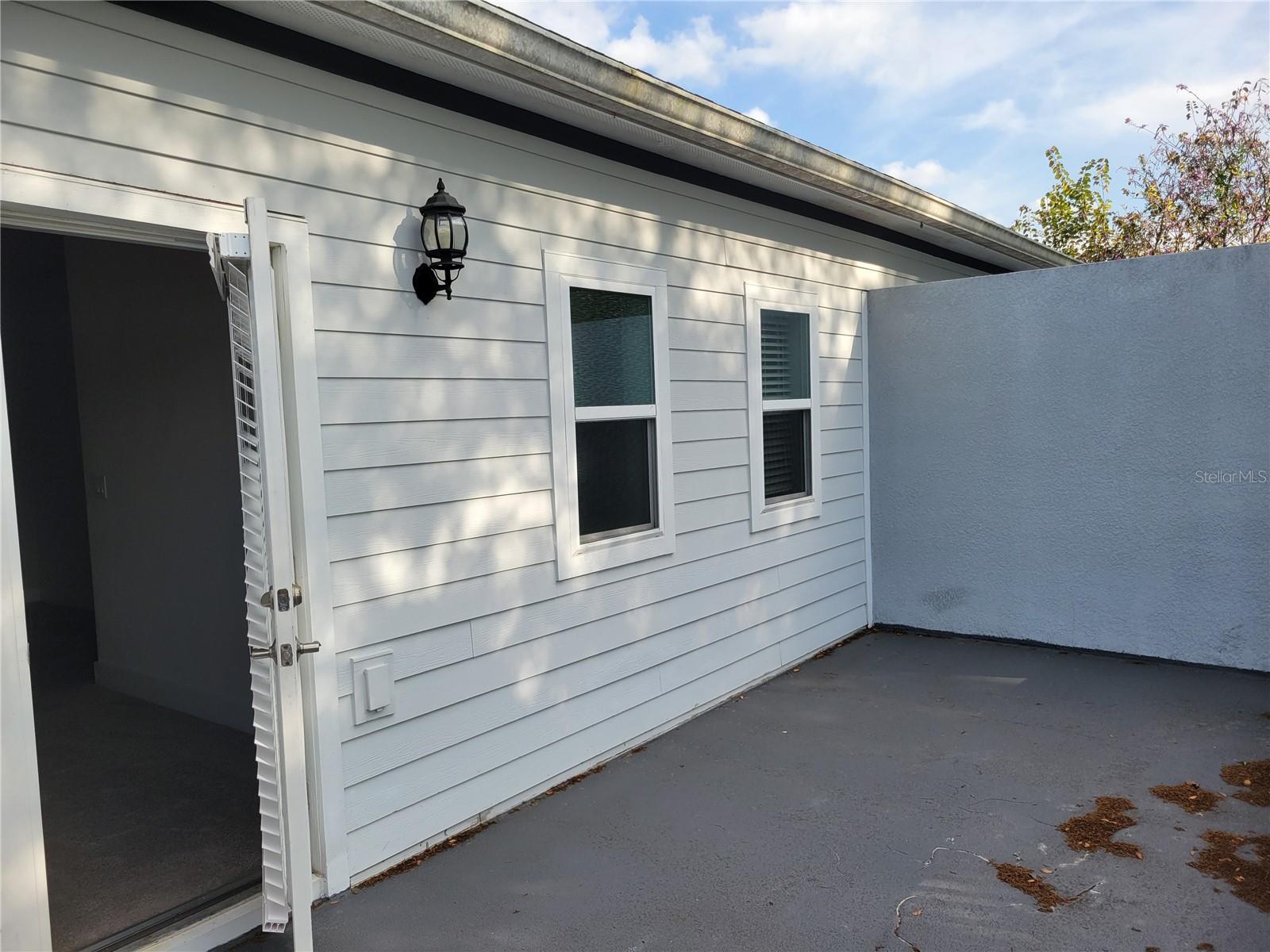 DIRTE - Residential Lease