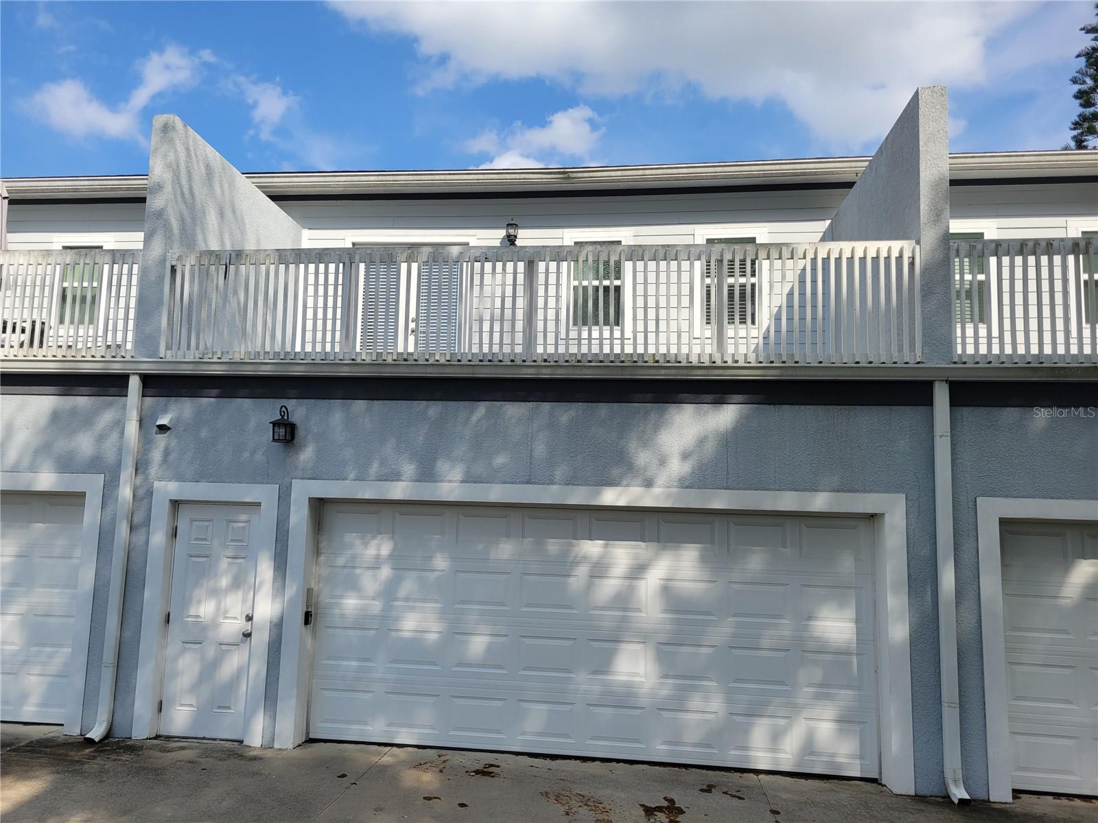 DIRTE - Residential Lease