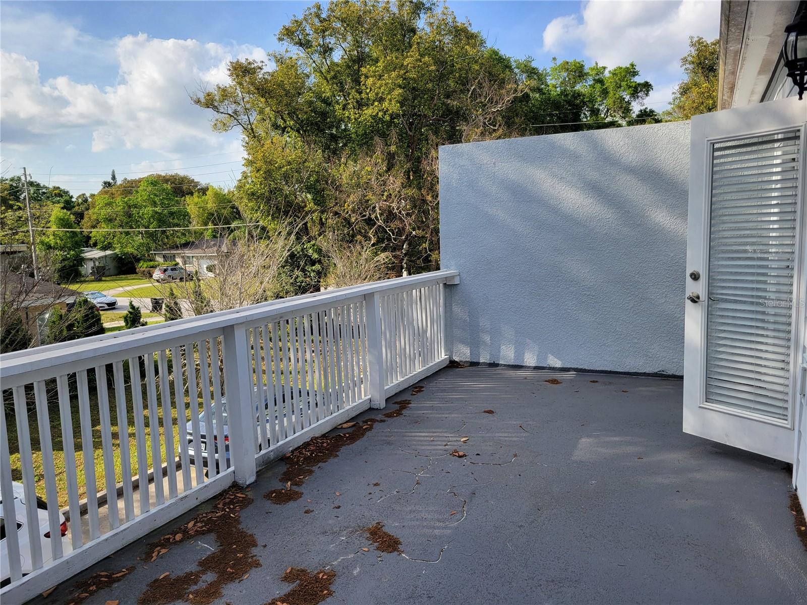 DIRTE - Residential Lease