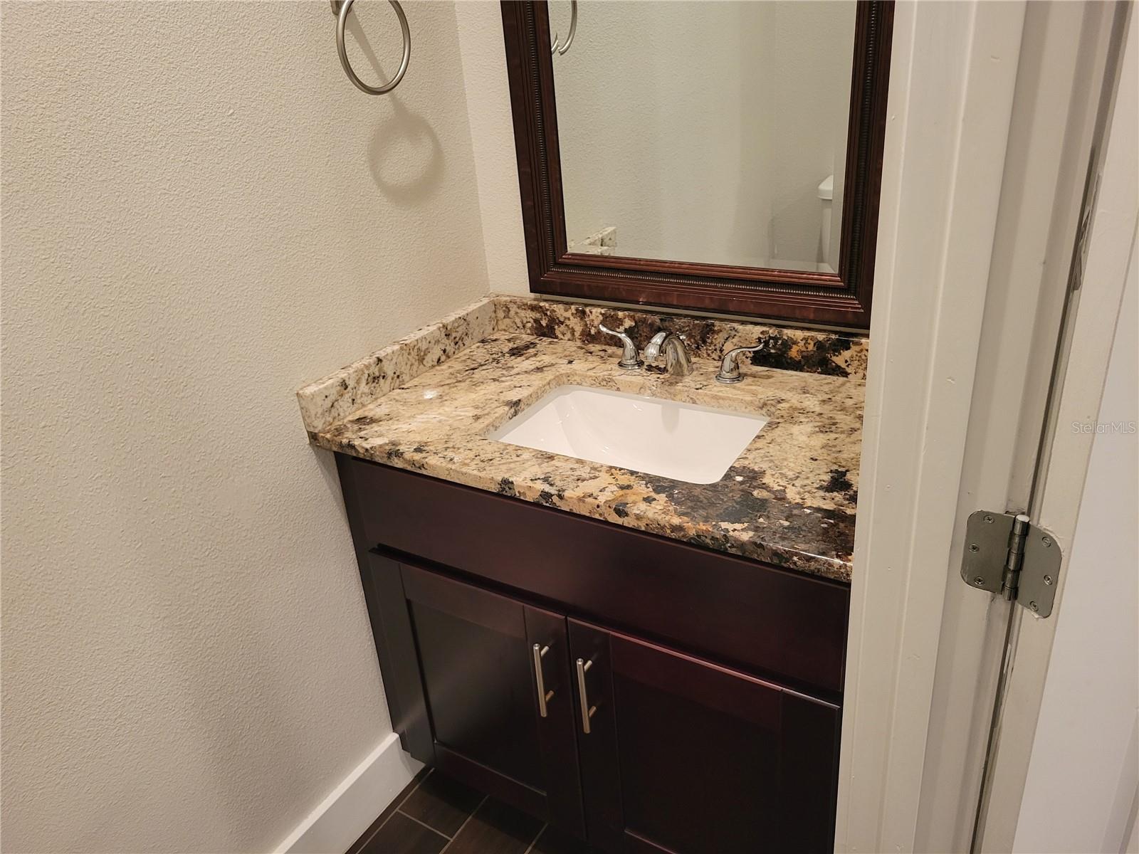 DIRTE - Residential Lease