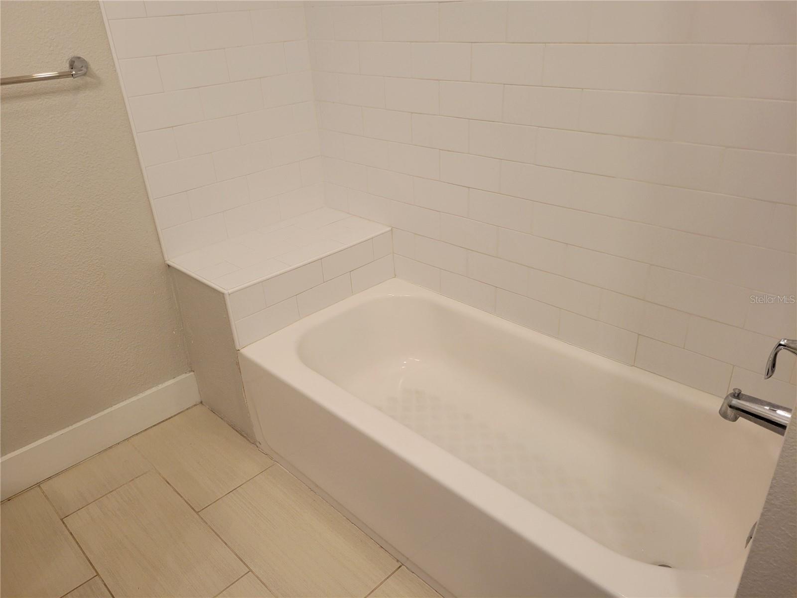 DIRTE - Residential Lease