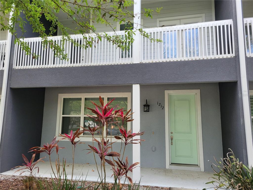 Photo of 1212 S Bumby Avenue, Orlando, FL 32806 (MLS # O6397116)