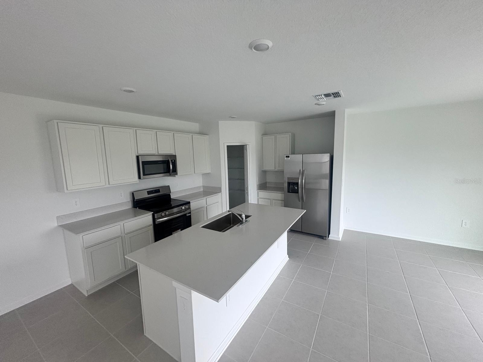 RANCHES AT MCLEOD 40S - Residential Lease