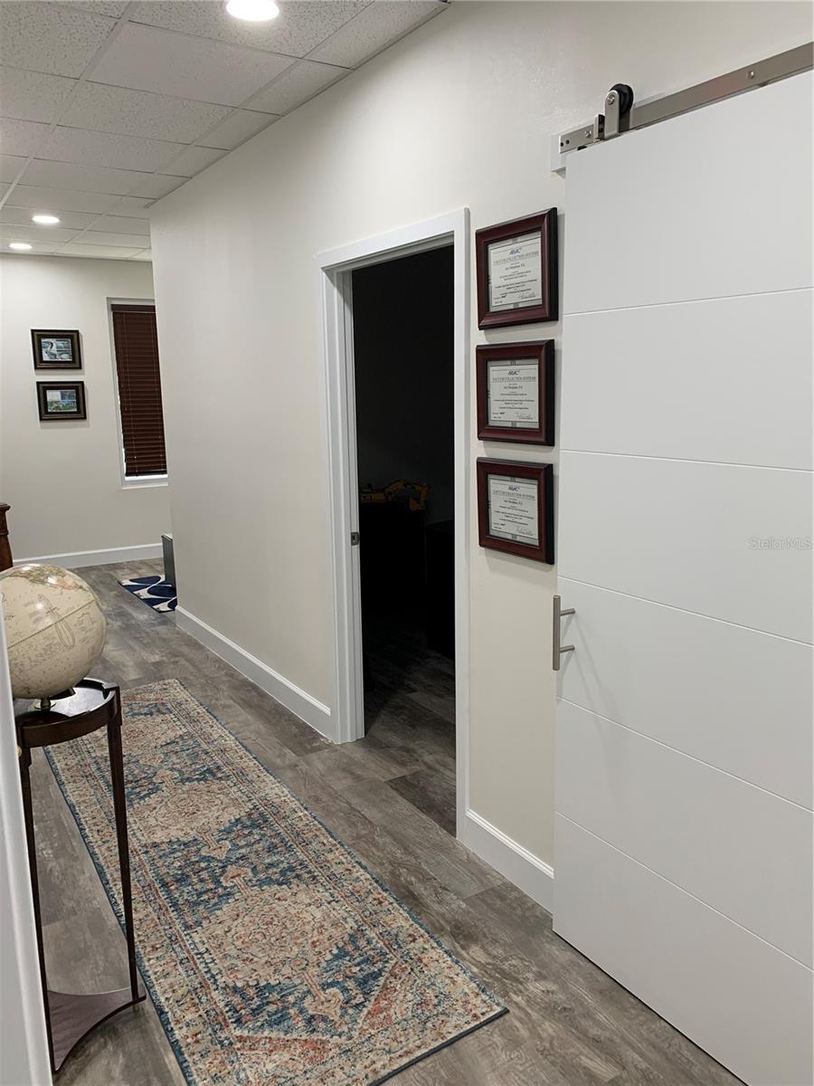 FRANKLIN FIELD BUS CENTER - Commercial Sale