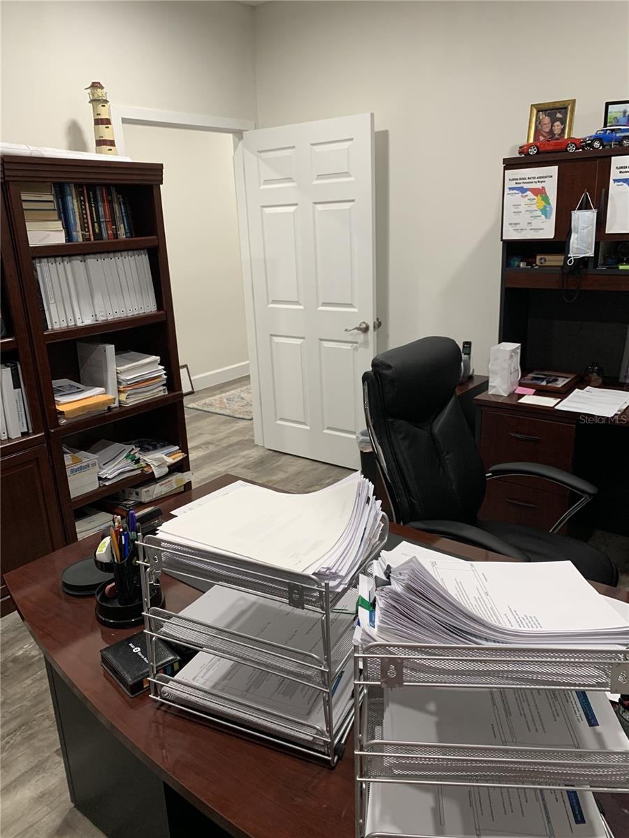 FRANKLIN FIELD BUS CENTER - Commercial Sale