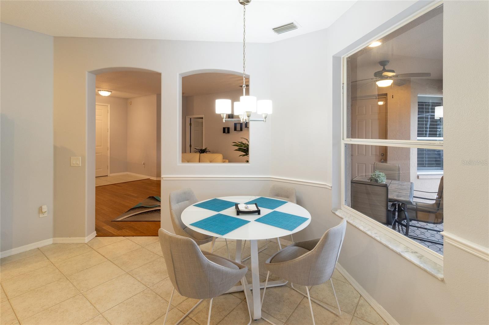 THREE OAKS - Residential