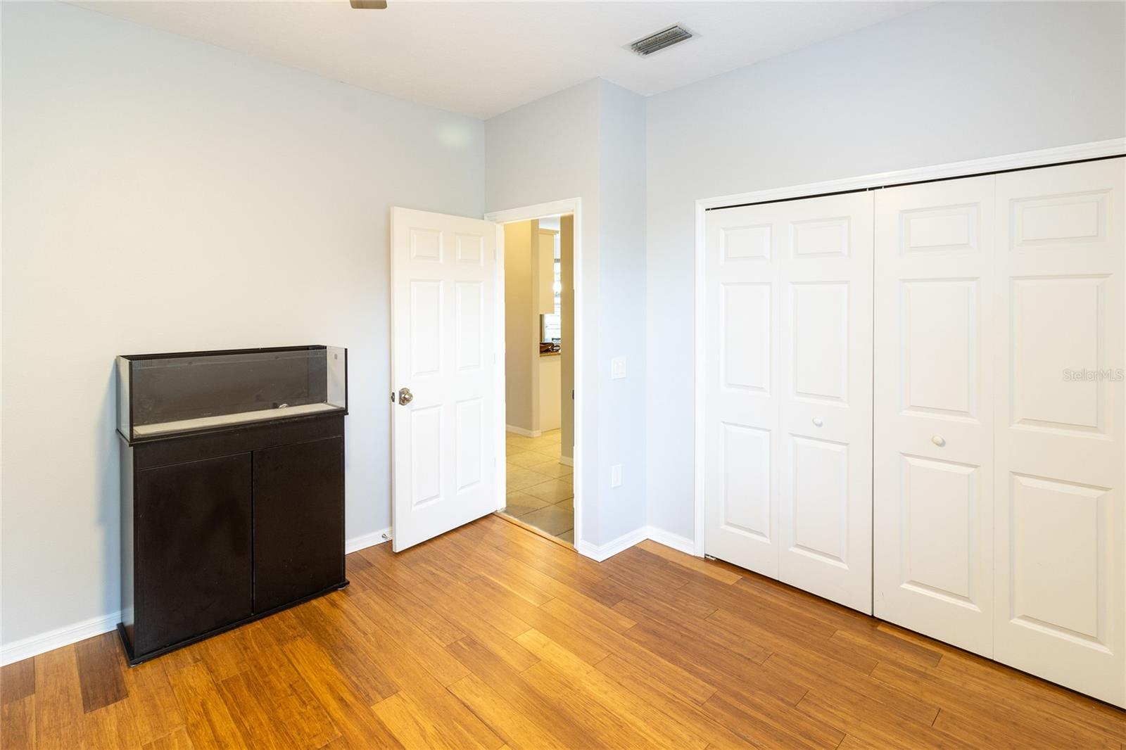 THREE OAKS - Residential